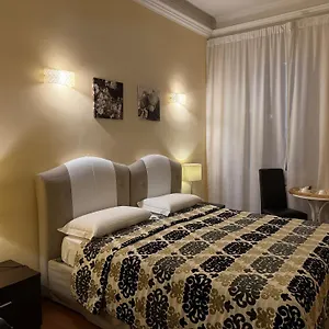 Glamour Center Of Řím